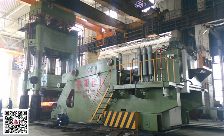 3150吨锻造液压机和20吨锻造操作机出口罗马尼亚